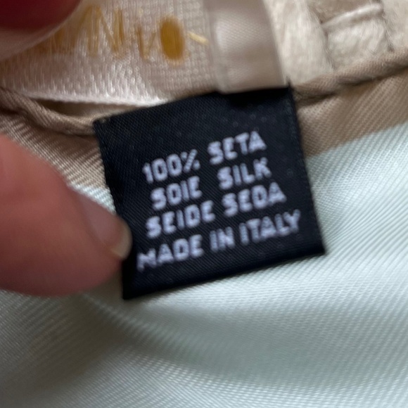 VALENTINO Mint Green Silk  Womens Vintage Scarf  with Logo Gold Bow 26/26.5” GC - Picture 5 of 7